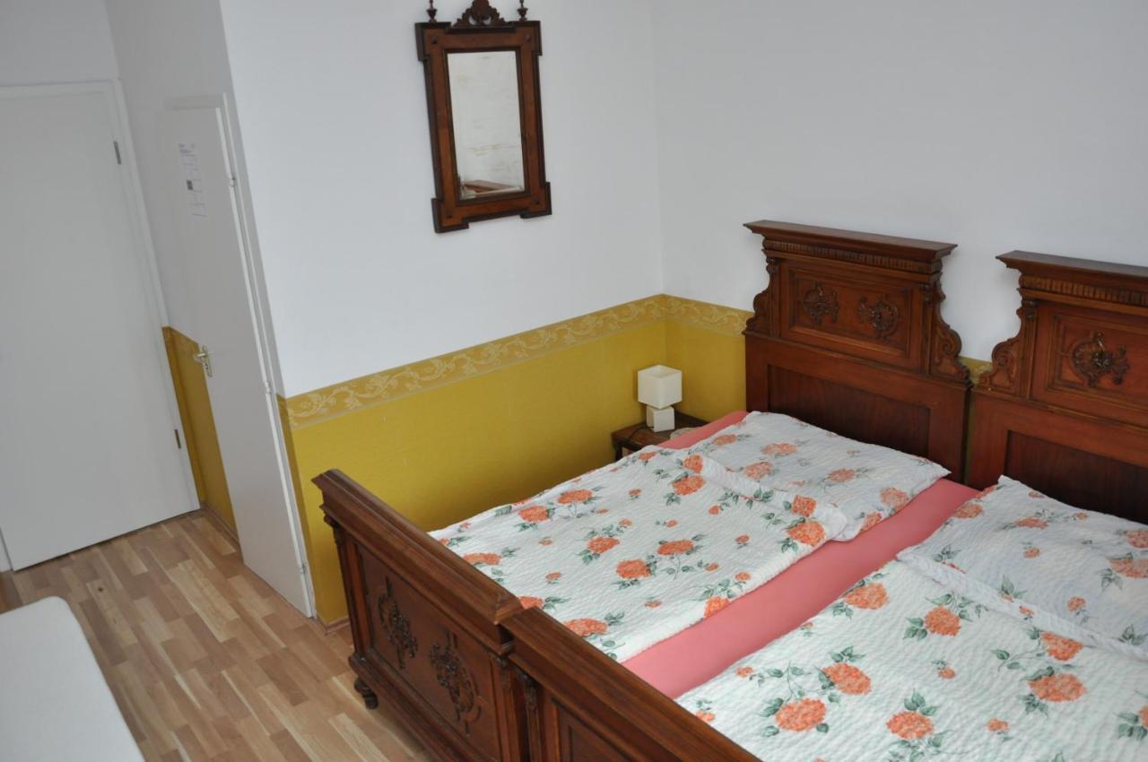 Gloriett Panzio Bed and Breakfast Fertőboz Buitenkant foto