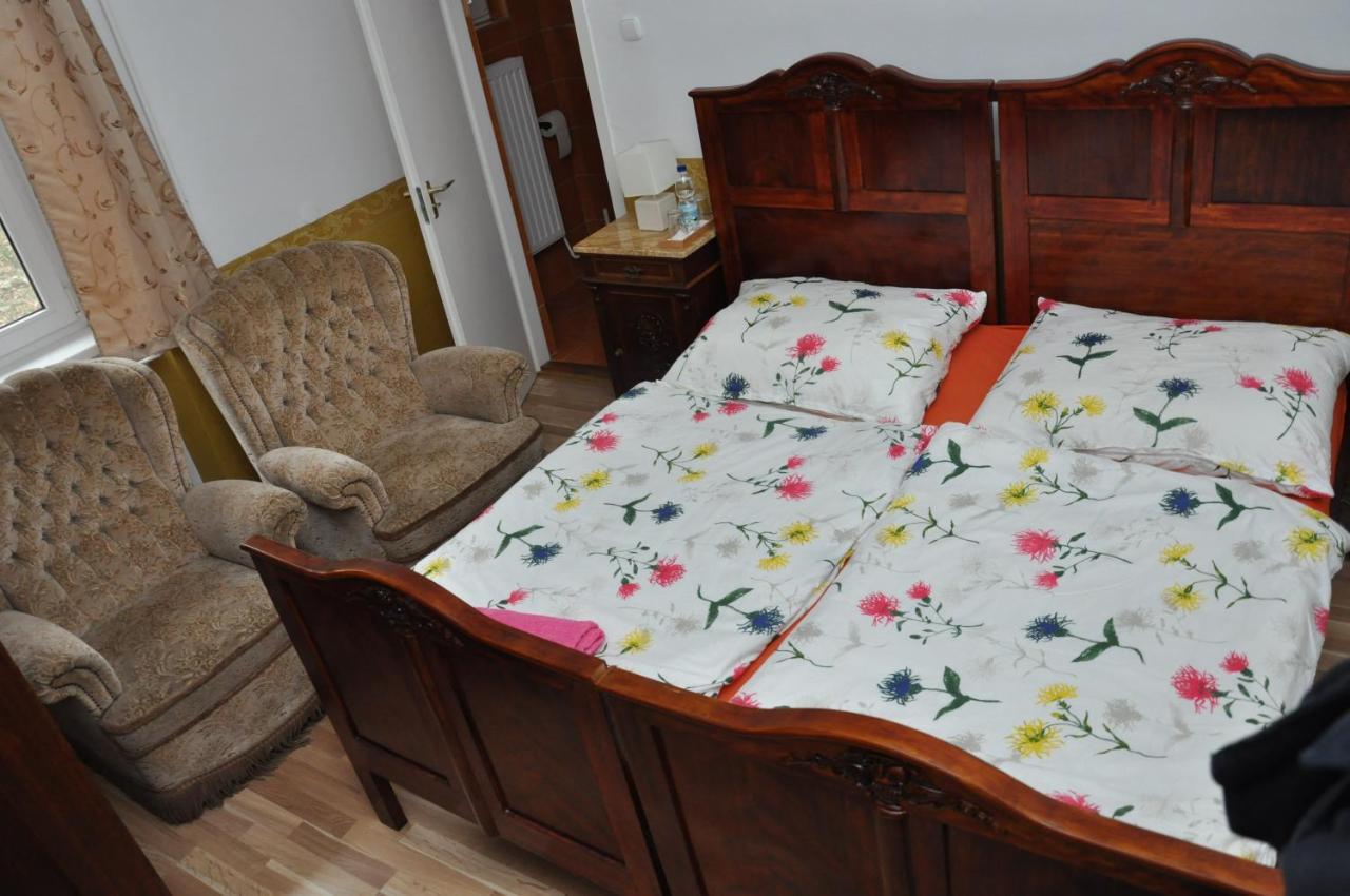 Gloriett Panzio Bed and Breakfast Fertőboz Buitenkant foto
