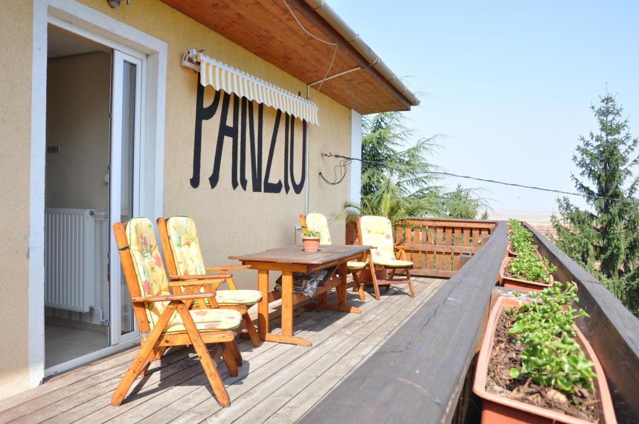 Gloriett Panzio Bed and Breakfast Fertőboz Buitenkant foto
