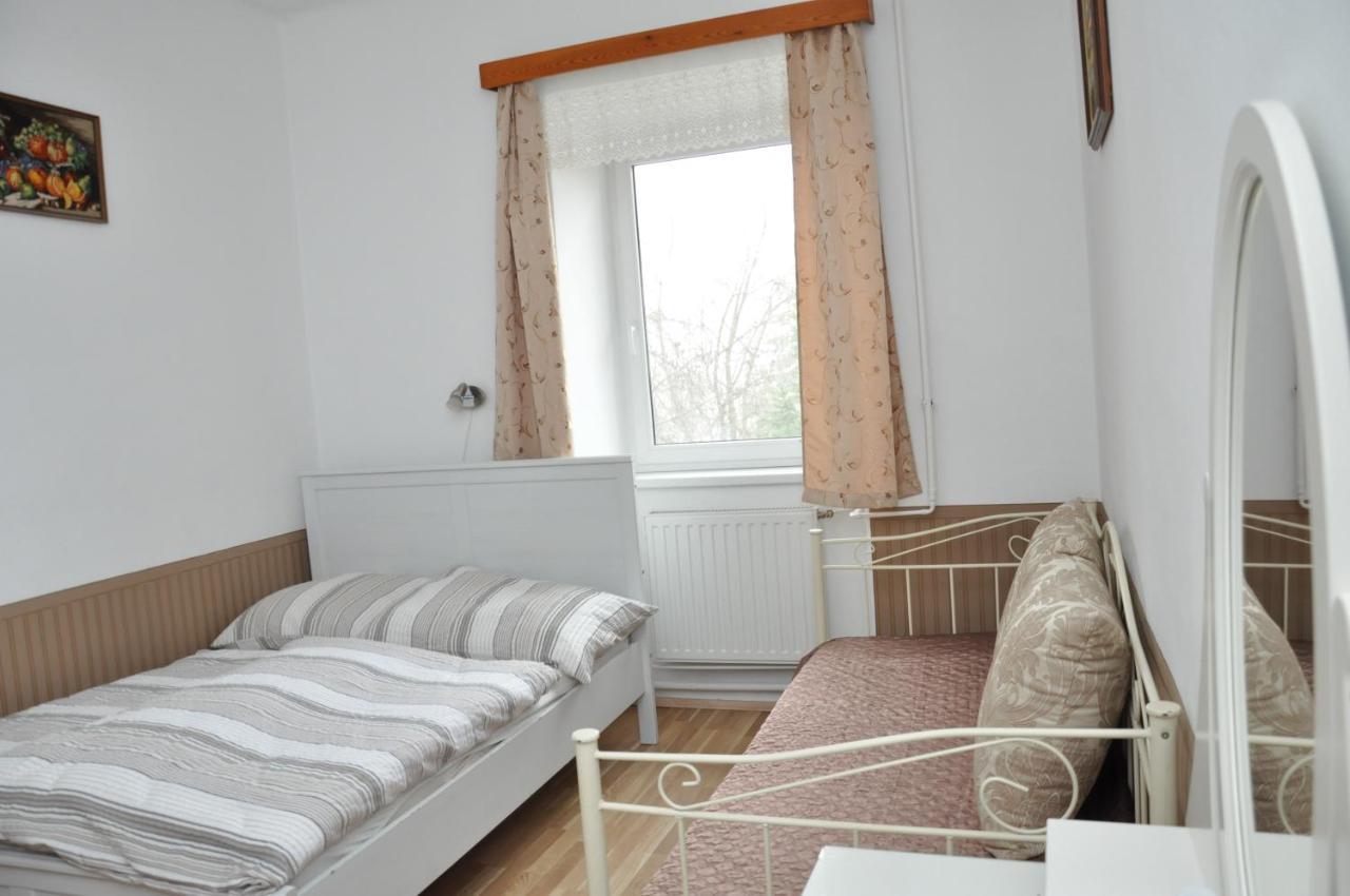 Gloriett Panzio Bed and Breakfast Fertőboz Buitenkant foto
