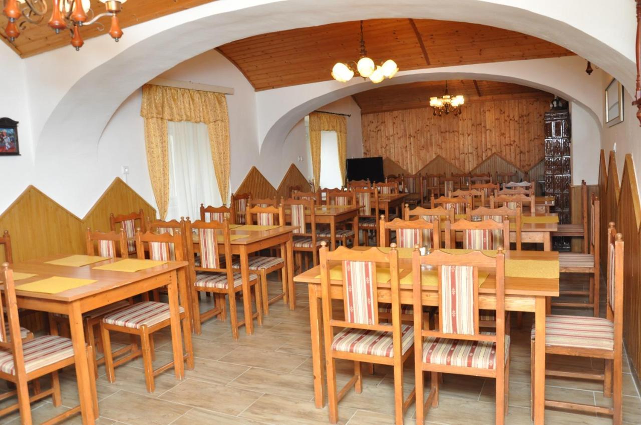 Gloriett Panzio Bed and Breakfast Fertőboz Buitenkant foto