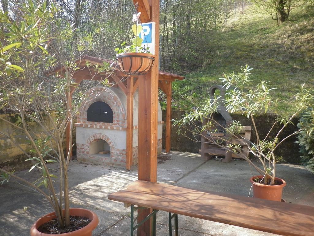 Gloriett Panzio Bed and Breakfast Fertőboz Buitenkant foto